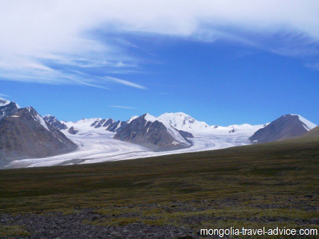 mongolia trekking: the Altai mountains