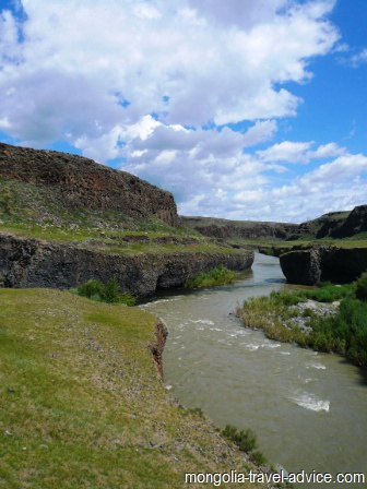 rivers in Mongolia chuluut river